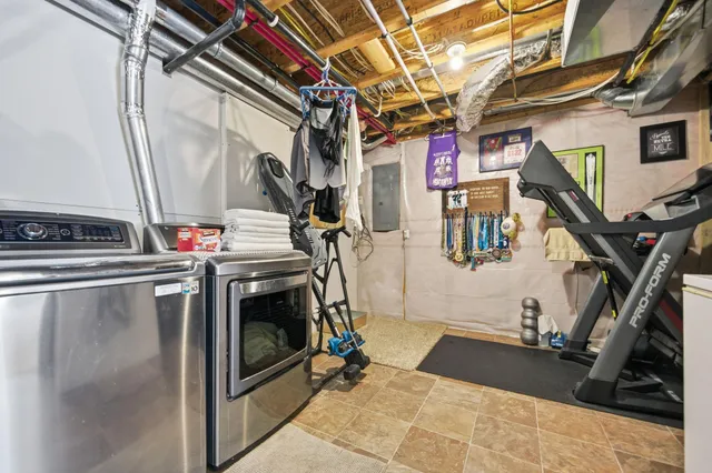 $399,900 | 8053 Trappers Ridge Drive, Clear Lake, MN 55319