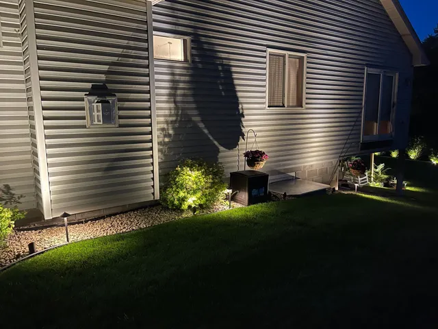 $399,900 | 8053 Trappers Ridge Drive, Clear Lake, MN 55319