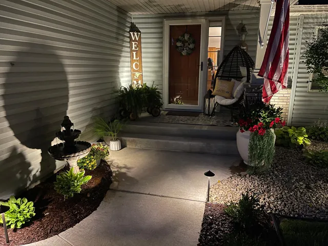 $399,900 | 8053 Trappers Ridge Drive, Clear Lake, MN 55319