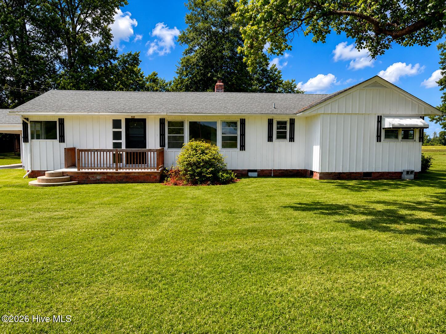 735 Faison Highway Clinton, NC 28328 - Photo 2 of 24