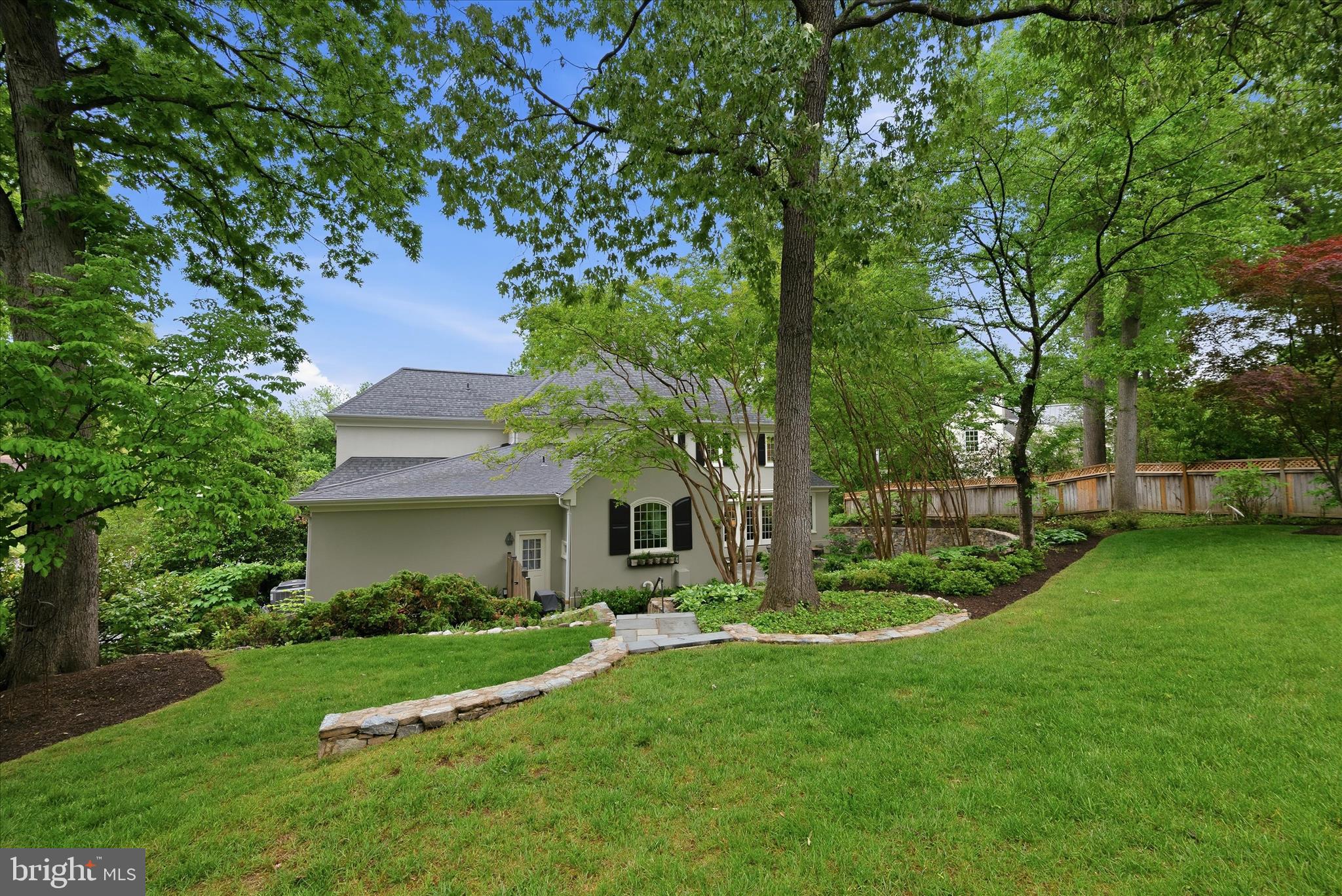 3824 Military Road Arlington, VA 22207 - Photo 45 of 54 a view of a house with backyard and sitting area