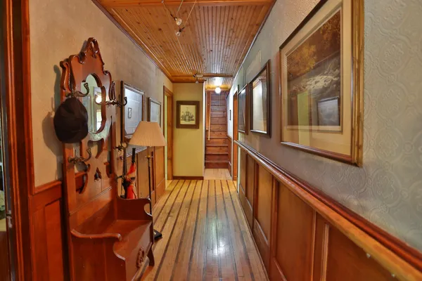 $547,000 | 518 Trout Brook Drive, Roberts, WI 54023