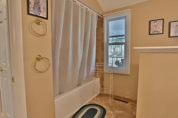 $547,000 | 518 Trout Brook Drive, Roberts, WI 54023