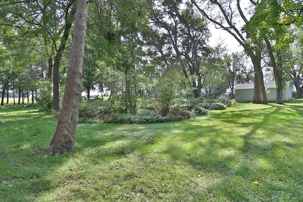 $547,000 | 518 Trout Brook Drive, Roberts, WI 54023