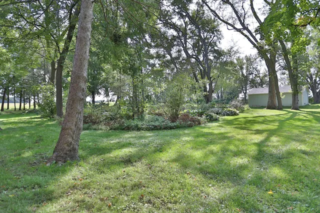 $562,500 | 518 Trout Brook Drive, Roberts, WI 54023