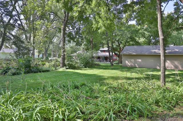 $562,500 | 518 Trout Brook Drive, Roberts, WI 54023