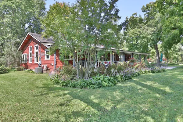 $547,000 | 518 Trout Brook Drive, Roberts, WI 54023