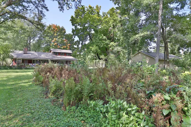 $562,500 | 518 Trout Brook Drive, Roberts, WI 54023