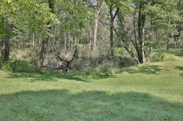 $562,500 | 518 Trout Brook Drive, Roberts, WI 54023