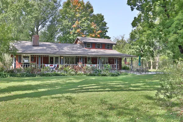 $547,000 | 518 Trout Brook Drive, Roberts, WI 54023