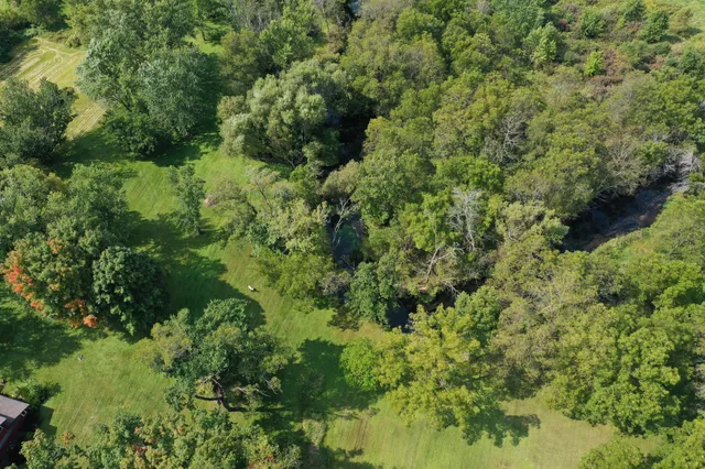 $562,500 | 518 Trout Brook Drive, Roberts, WI 54023