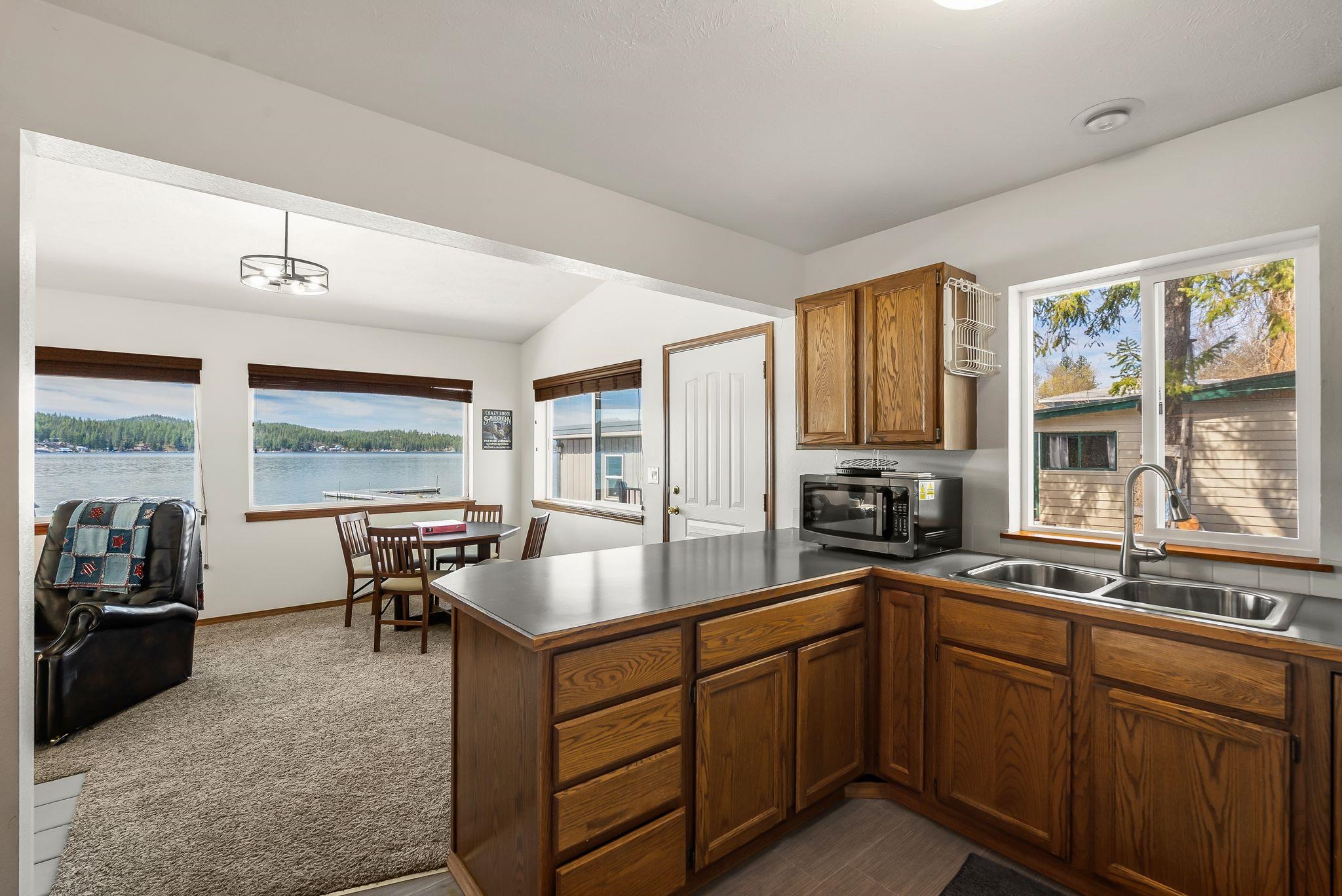 40782 Robbins Road Loon Lake, WA 99148 - Photo 12 of 44