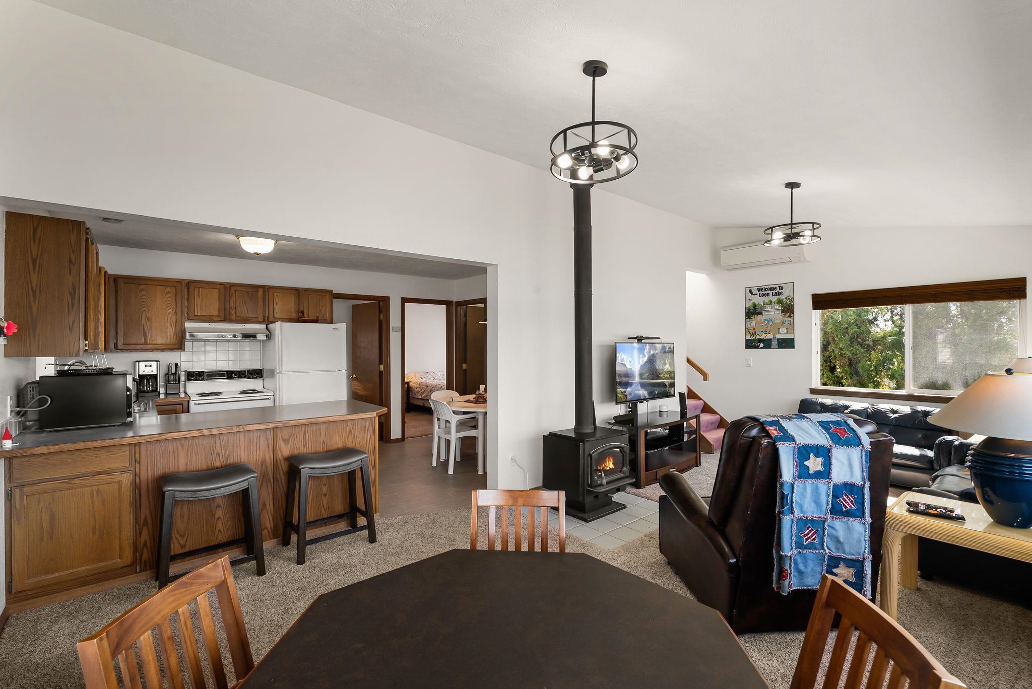 40782 Robbins Road Loon Lake, WA 99148 - Photo 7 of 44