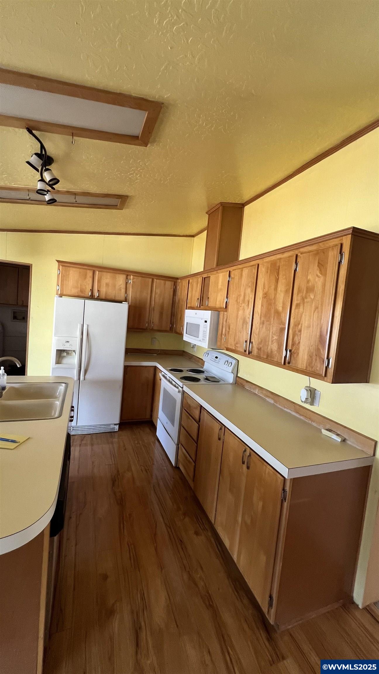 205 Boone Road Southeast, Unit 46 Salem, OR 97306 - Photo 8 of 23 Gallery Image 8