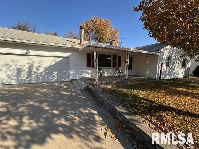 $149,900 | 604 Coronado West, Jacksonville, IL 62650