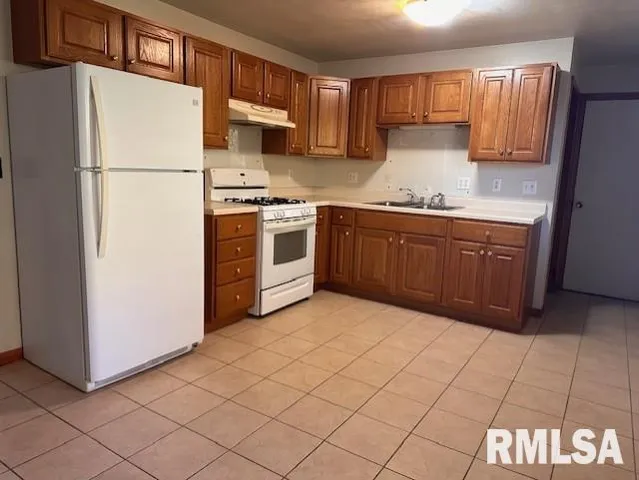 $149,900 | 604 Coronado West, Jacksonville, IL 62650