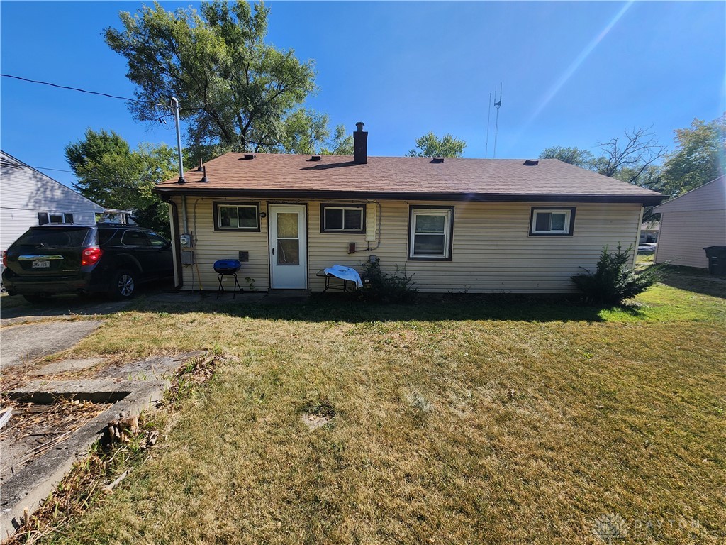 3939 Nicholas Road Dayton, OH 45417 - Photo 4 of 15 Gallery Image 4