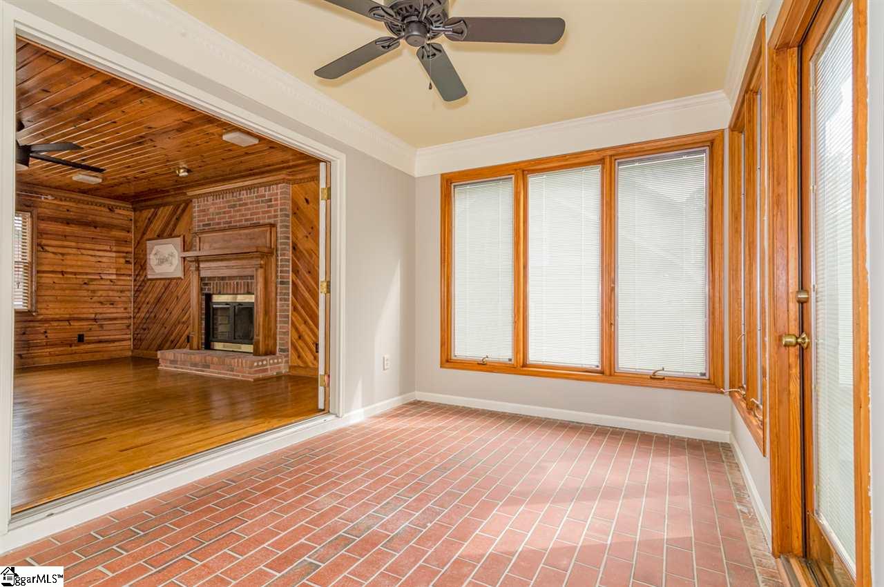 202 Burning Bush Road Greenville, SC 29607 - Photo 11 of 36 Gallery Image 11