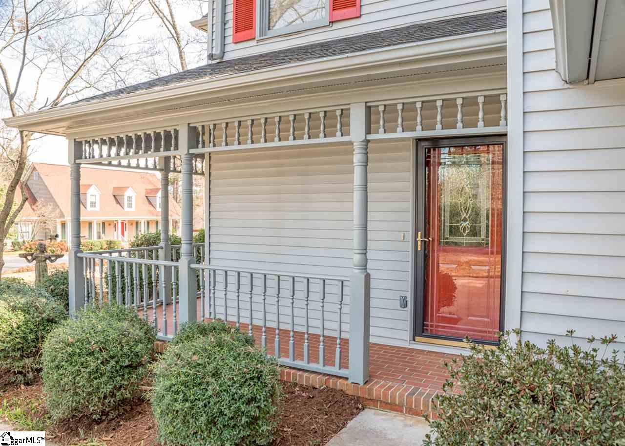 202 Burning Bush Road Greenville, SC 29607 - Photo 3 of 36 Gallery Image 3