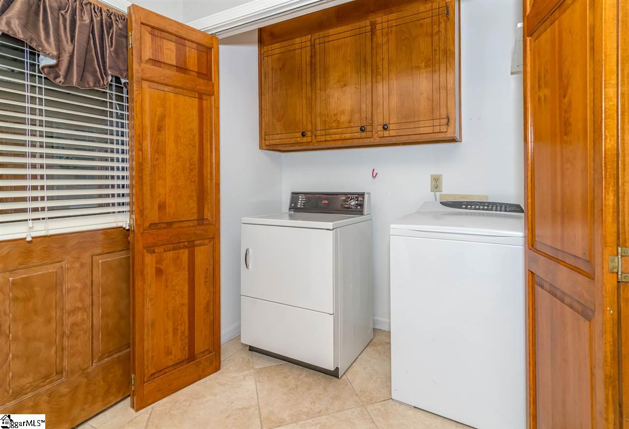 202 Burning Bush Road Greenville, SC 29607 - Photo 33 of 36 Gallery Image 33