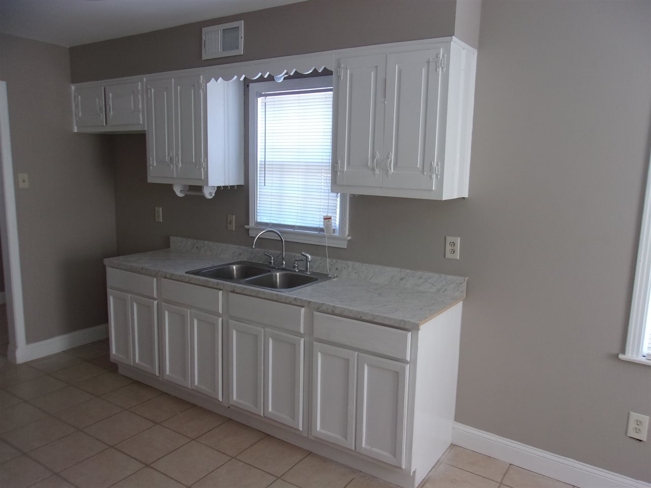 3285 South Perkins Road Memphis, TN 38118 - Photo 6 of 24 Gallery Image 6
