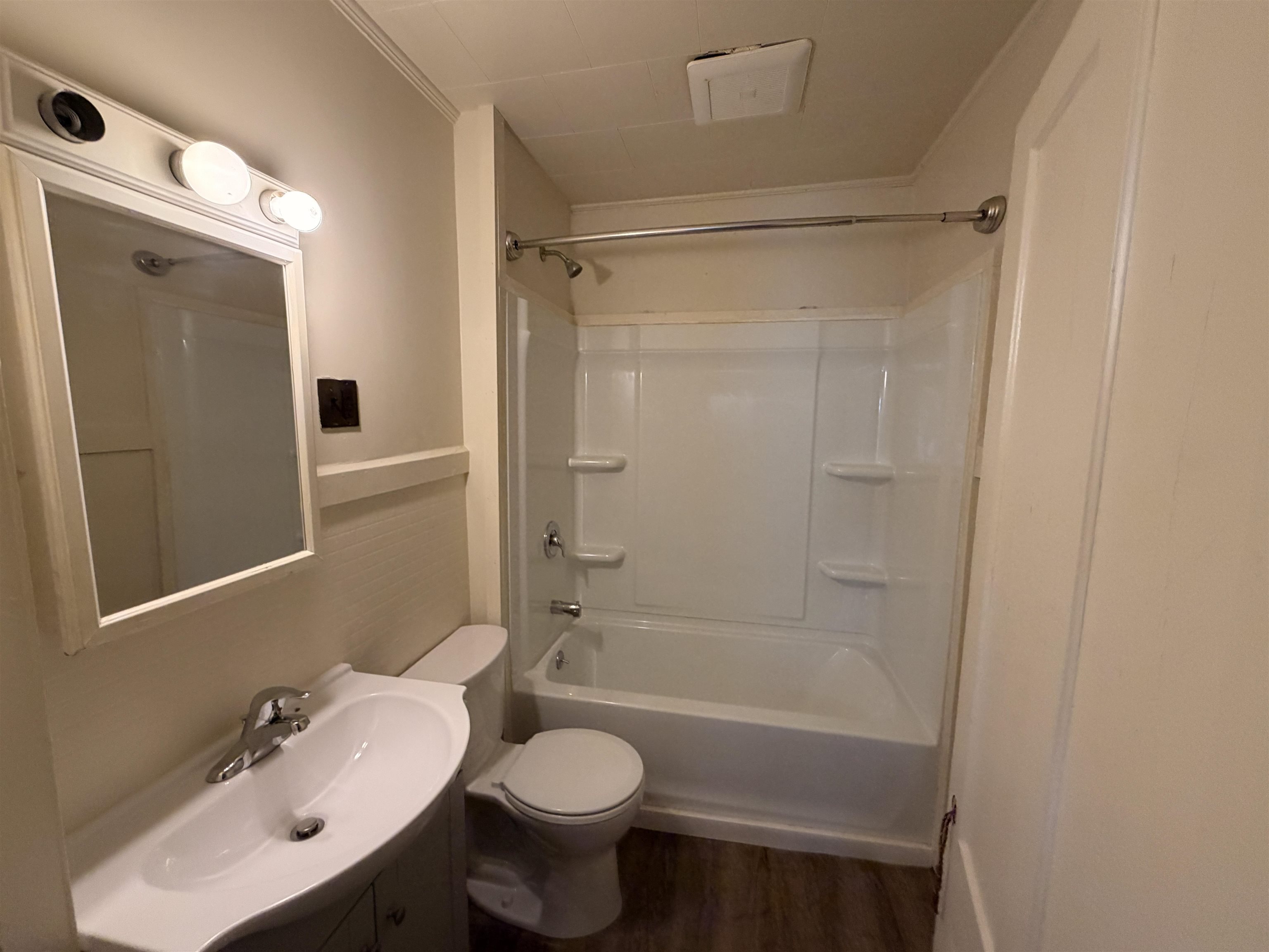 2 Plain Street Barre, VT 05641 - Photo 11 of 14