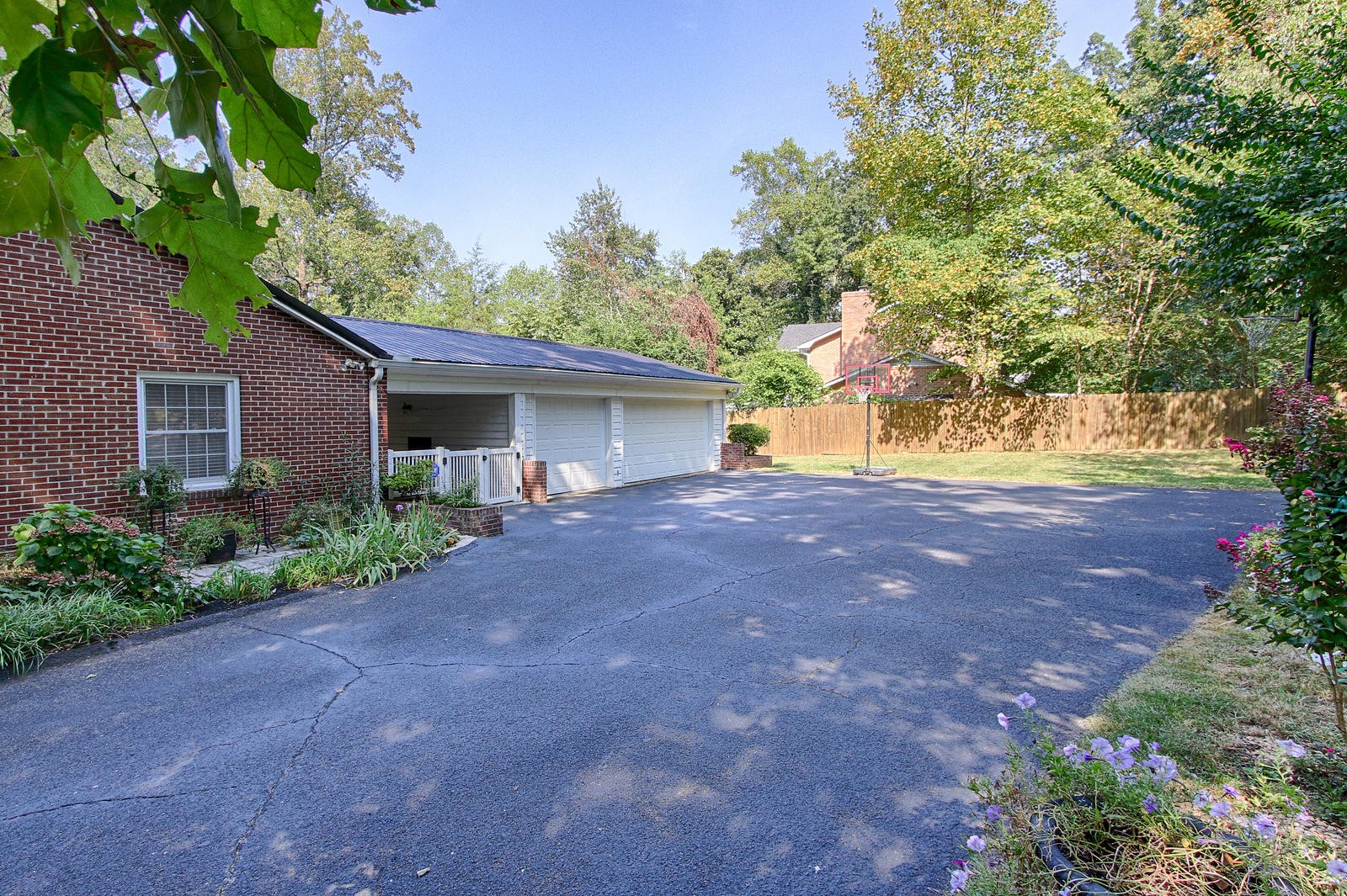 5201 East Sunset Road Knoxville, TN 37914 - Photo 27 of 28 Gallery Image 27