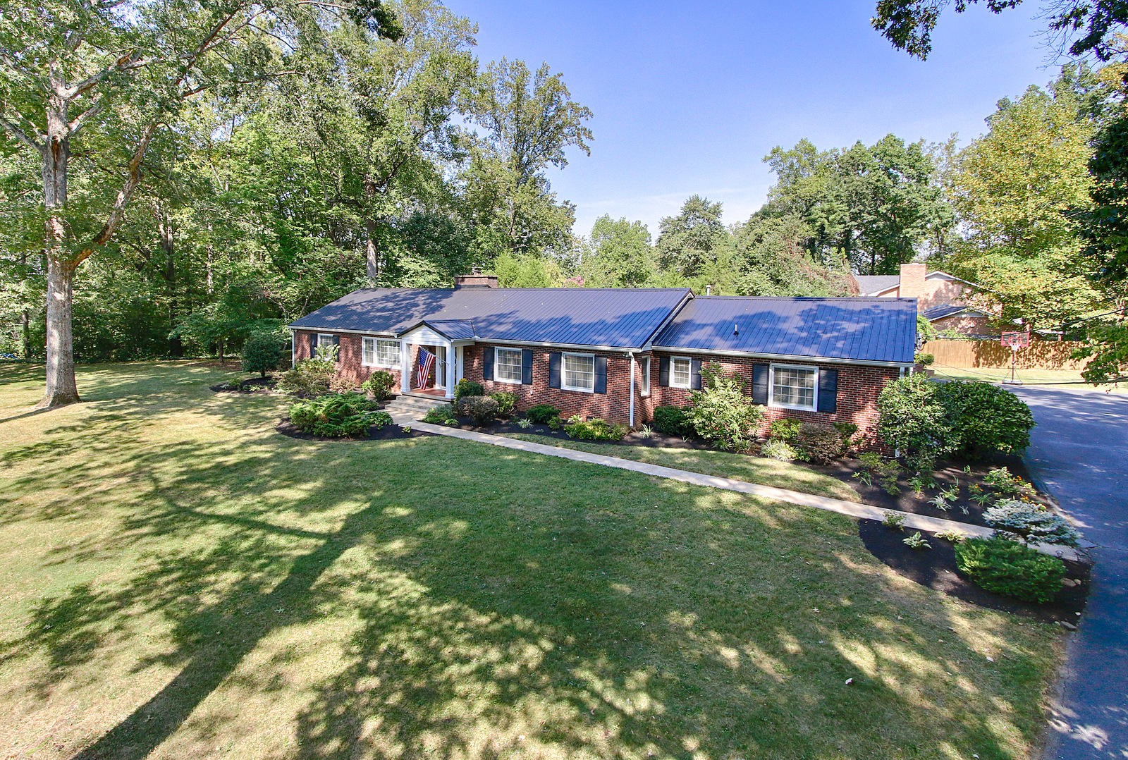 5201 East Sunset Road Knoxville, TN 37914 - Photo 4 of 28 Gallery Image 4
