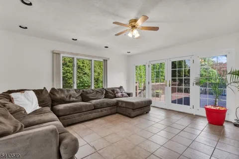 $888,888 | 77 Schwinn Drive, Clark, NJ 07066