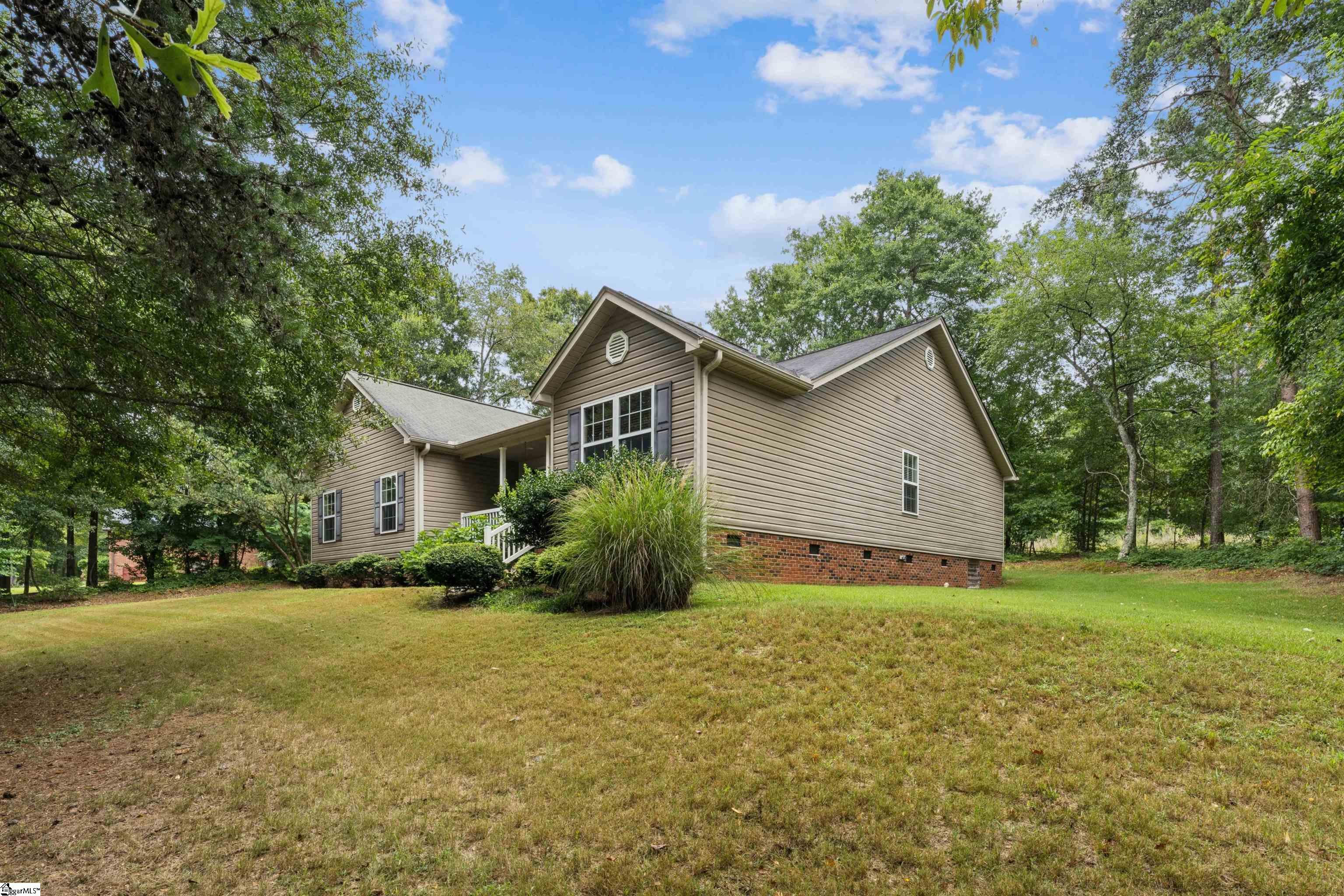 113 Valley Drive Anderson, SC 29625 - Photo 4 of 45