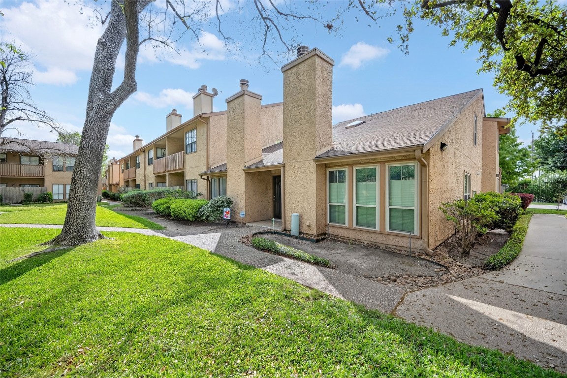 5000 Milwee Street, Unit 61 Houston, TX 77092 - Photo 2 of 42