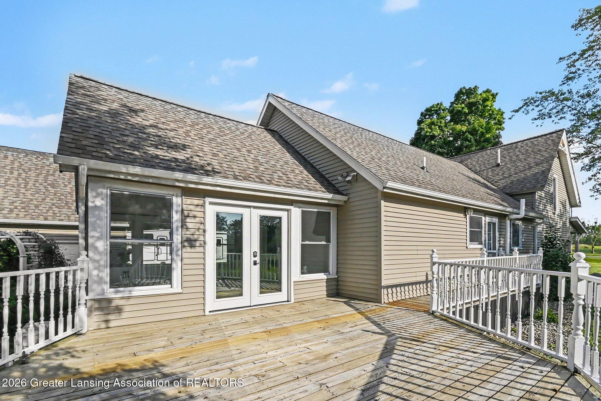 5490 West Howe Road Dewitt, MI 48820 - Photo 44 of 59 Back Deck