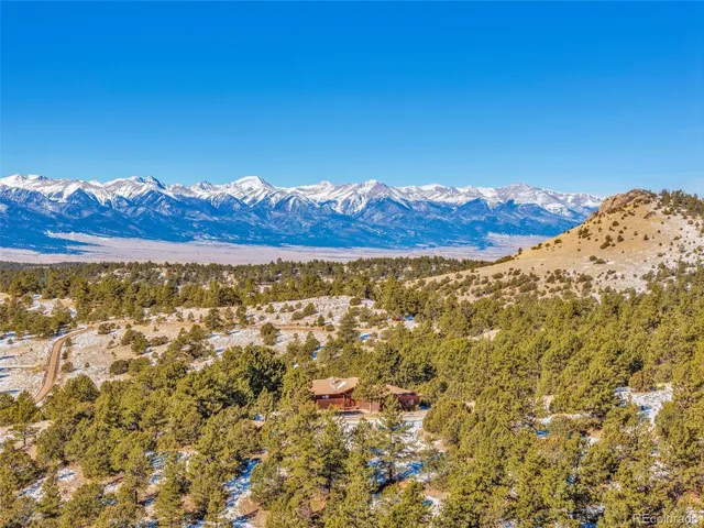 a picture of floor plan