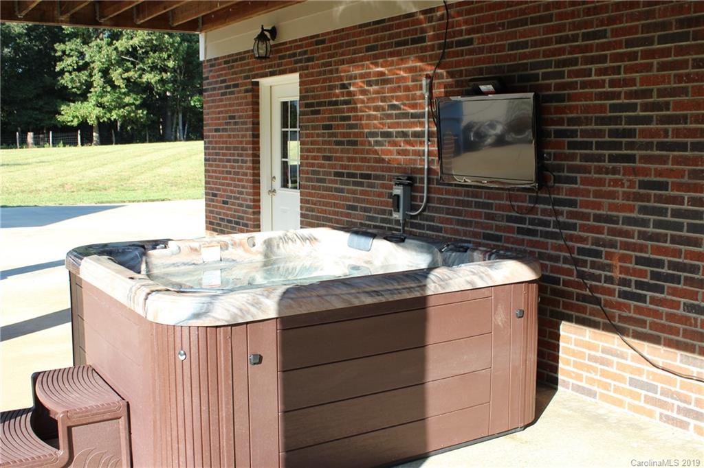 2494 Genes Loop Morganton, NC 28655 - Photo 36 of 40 Gallery Image 36