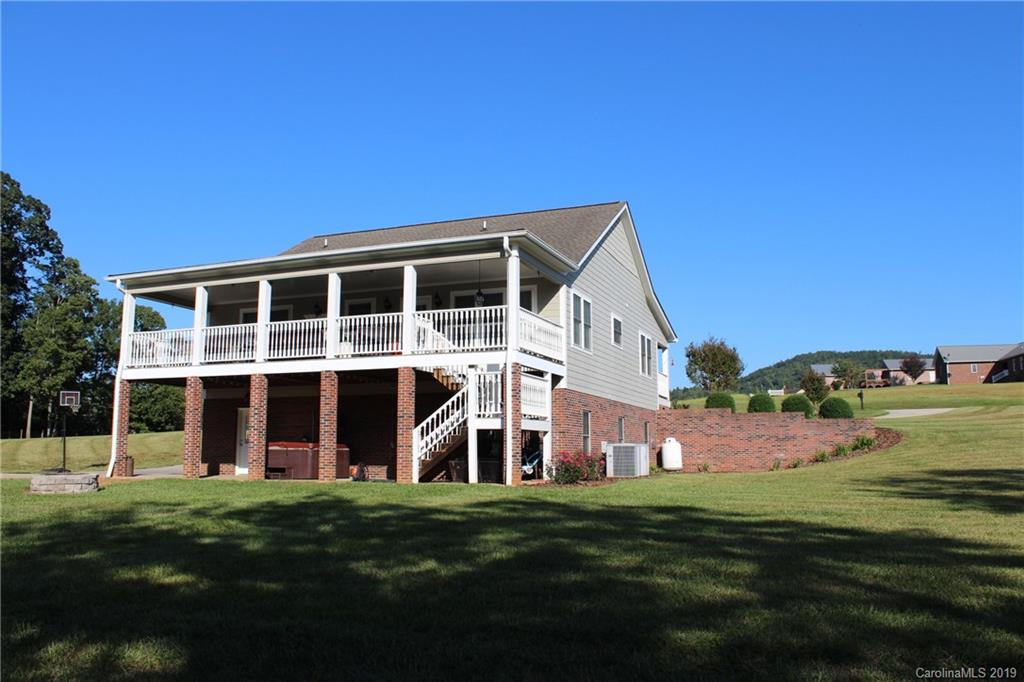 2494 Genes Loop Morganton, NC 28655 - Photo 10 of 40 Gallery Image 10