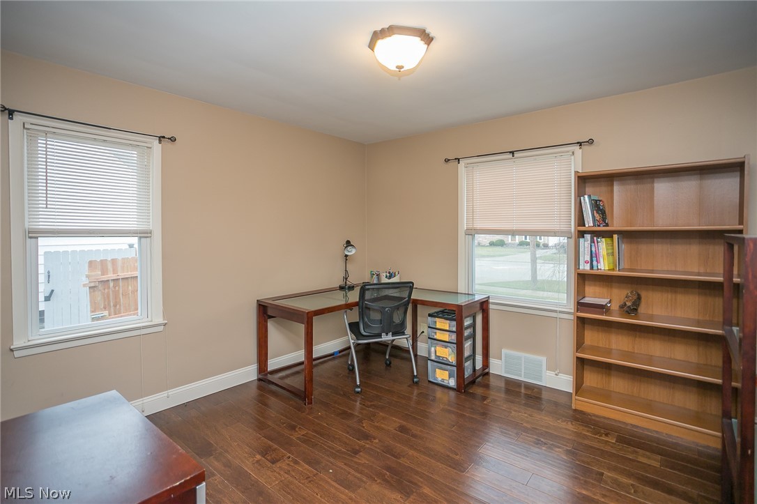 9505 Biddulph Road Brooklyn, OH 44144 - Photo 20 of 30 Gallery Image 20