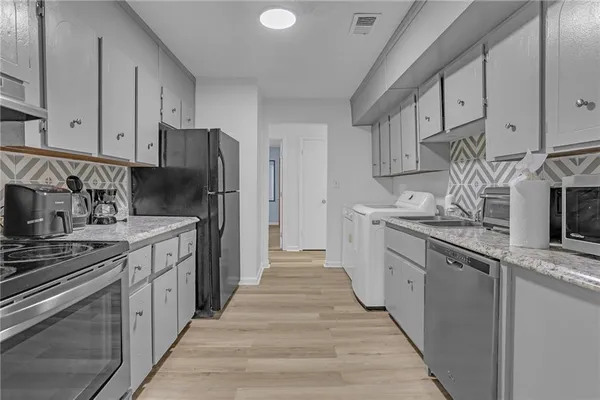 $2,450 | 2394 Lawrenceville Highway, Decatur, GA 30033