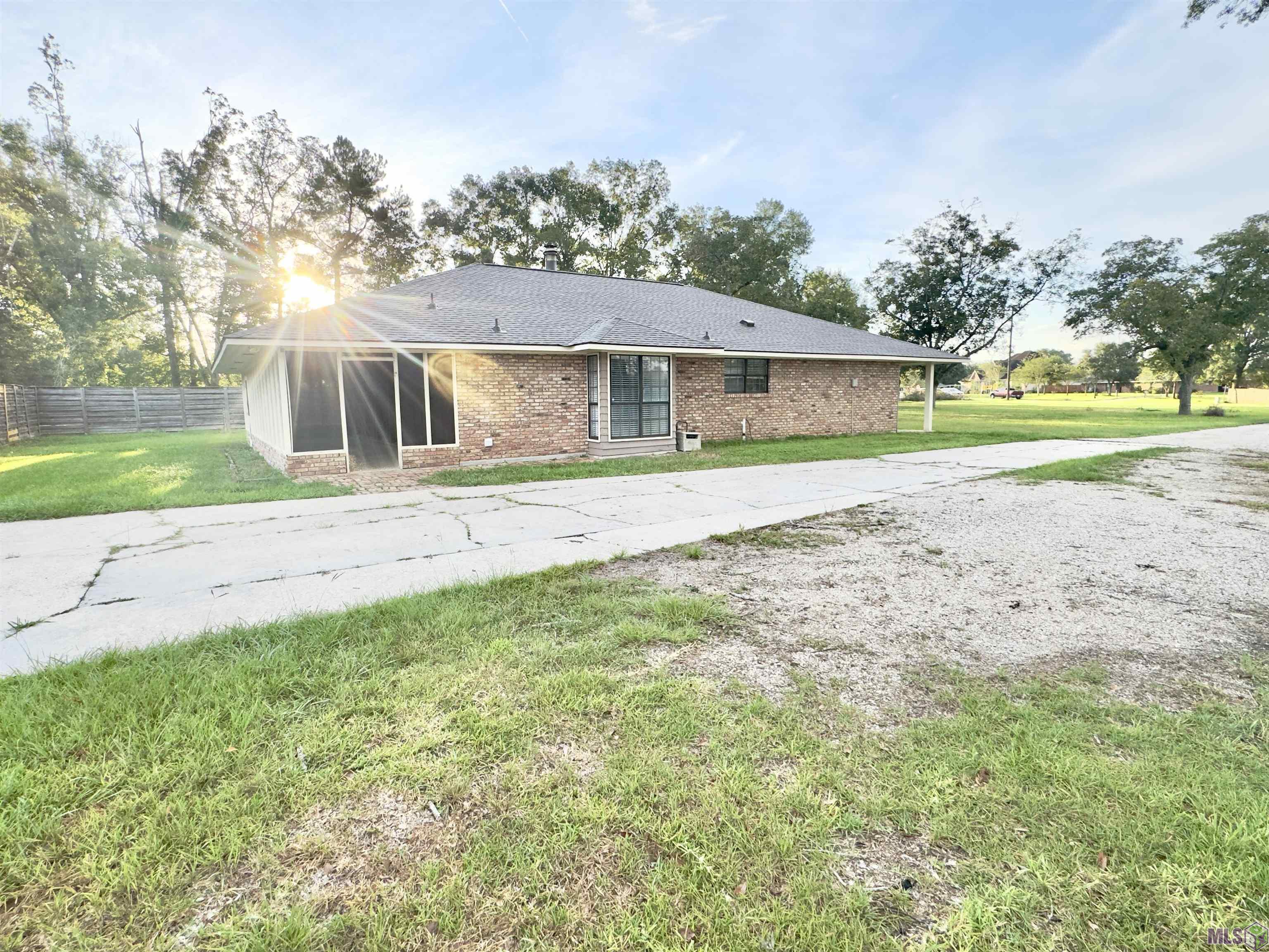 18215 Hoo Shoo Too Road Baton Rouge, LA 70817 - Photo 24 of 24 Gallery Image 24
