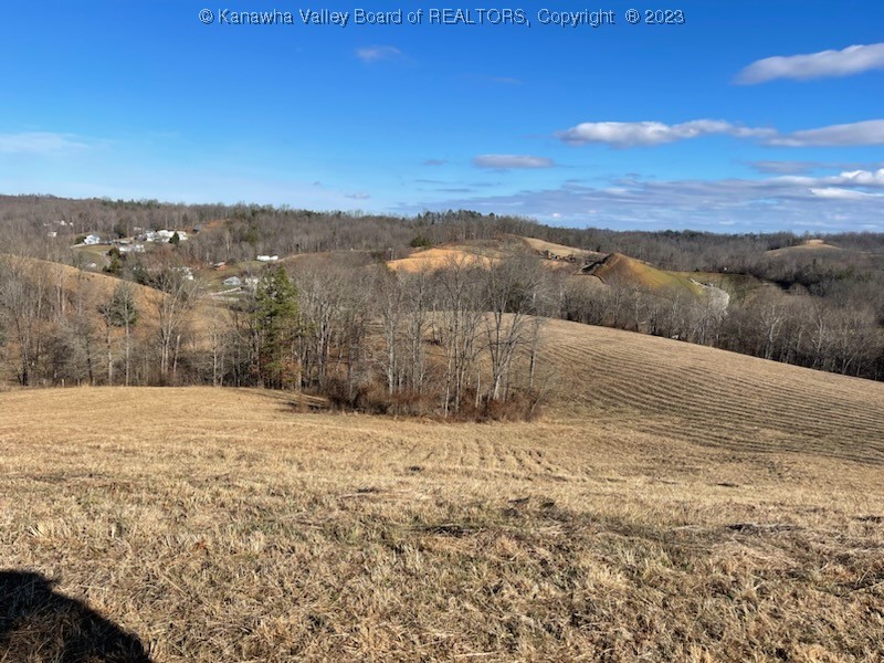 714 Kentuck Road Kenna, WV 25248 - Photo 2 of 2 Gallery Image 2