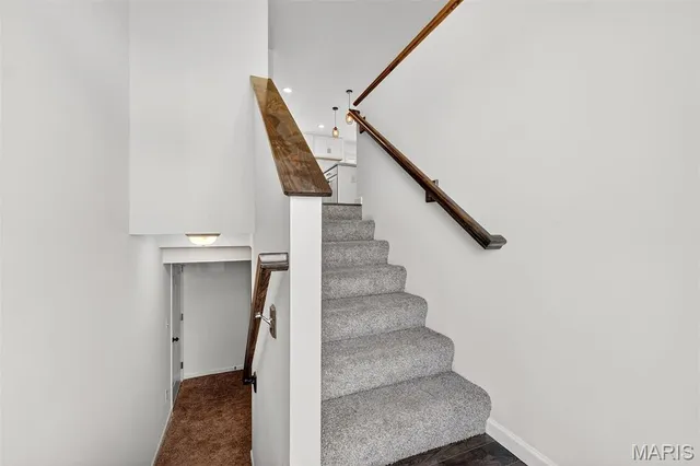 $285,000 | 8271 Obrien Drive, Cedar Hill, MO 63016