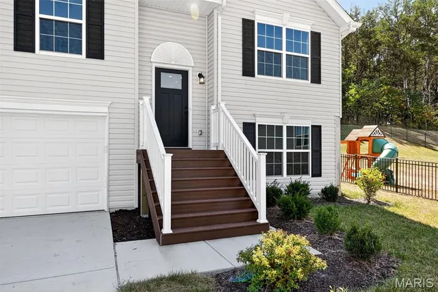 $285,000 | 8271 Obrien Drive, Cedar Hill, MO 63016