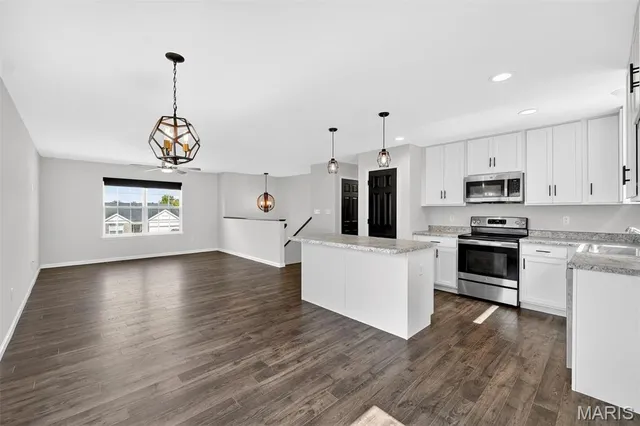 $285,000 | 8271 Obrien Drive, Cedar Hill, MO 63016