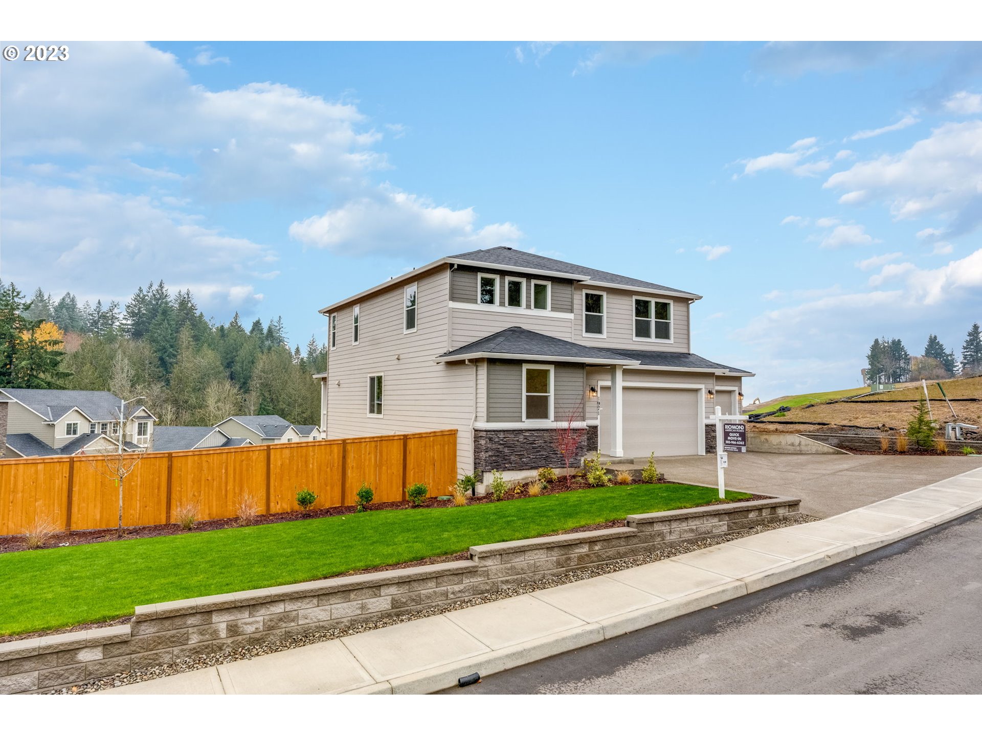 1971 Northeast Ridge Run Lane Estacada, OR 97023 - Photo 1 of 18 Gallery Image 1