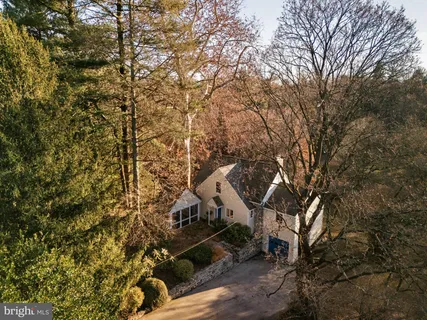 $749,900 | 206 South Swarthmore Avenue, Swarthmore, PA 19081