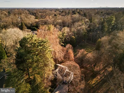 $749,900 | 206 South Swarthmore Avenue, Swarthmore, PA 19081