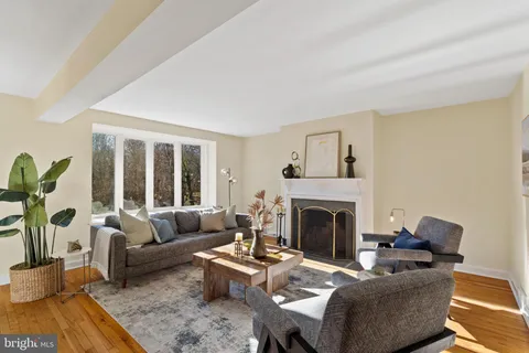 $749,900 | 206 South Swarthmore Avenue, Swarthmore, PA 19081