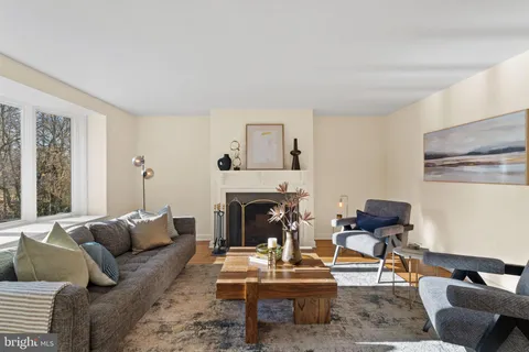 $749,900 | 206 South Swarthmore Avenue, Swarthmore, PA 19081