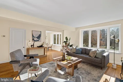 $749,900 | 206 South Swarthmore Avenue, Swarthmore, PA 19081