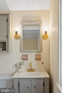 $749,900 | 206 South Swarthmore Avenue, Swarthmore, PA 19081