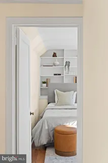 $749,900 | 206 South Swarthmore Avenue, Swarthmore, PA 19081